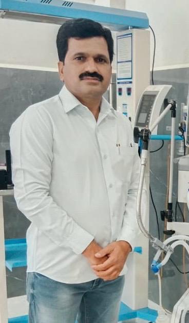 Dr. Mahesh Jagannath Kakade